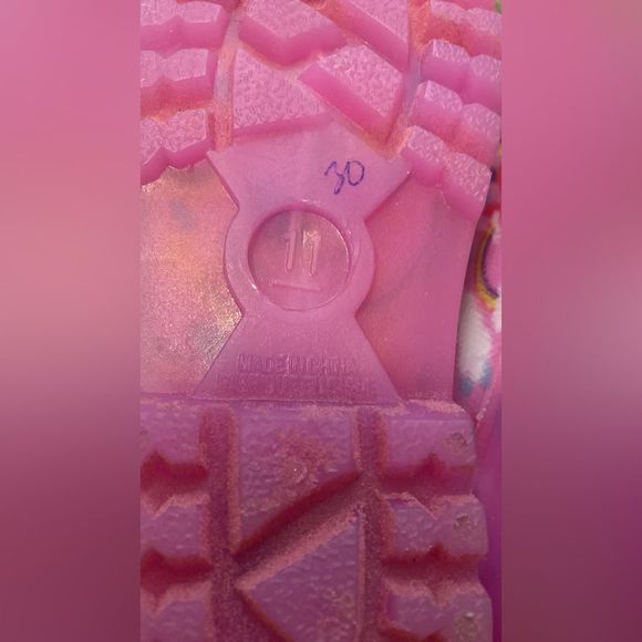 Olive & Edie Drops Light-Up Rain Boot - Kids - Picture 9 of 15